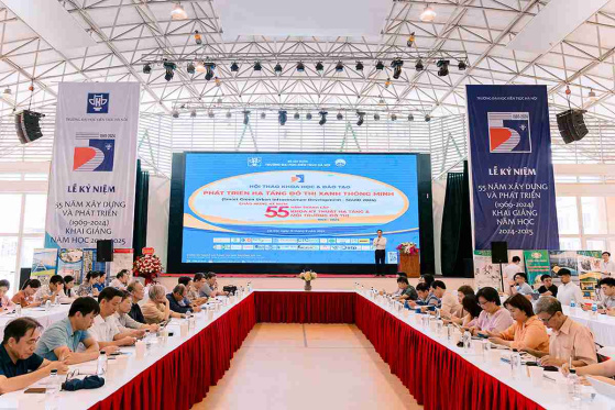 Tổ Chức Hội Thảo Khoa Học Nha Trang