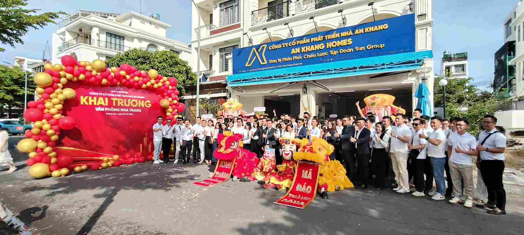 khai truong cty nha trang3